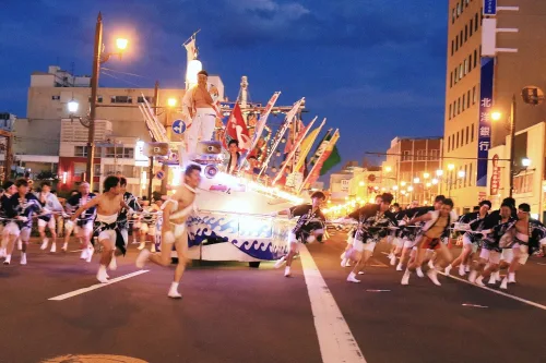 くしろ港まつり2025｜日程・駐車場・屋台・音楽パレード・花火完全ガイド